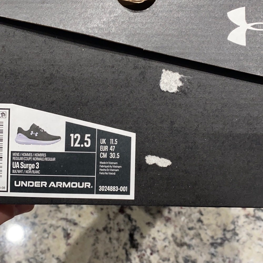 UA surge 3 Shoes